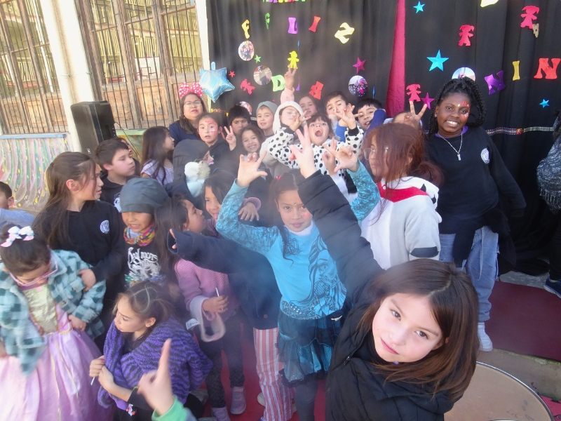 Día de las artes Colegio Roberto Matta