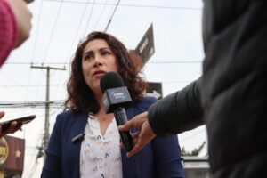 Semáforos Yungay con Blanco